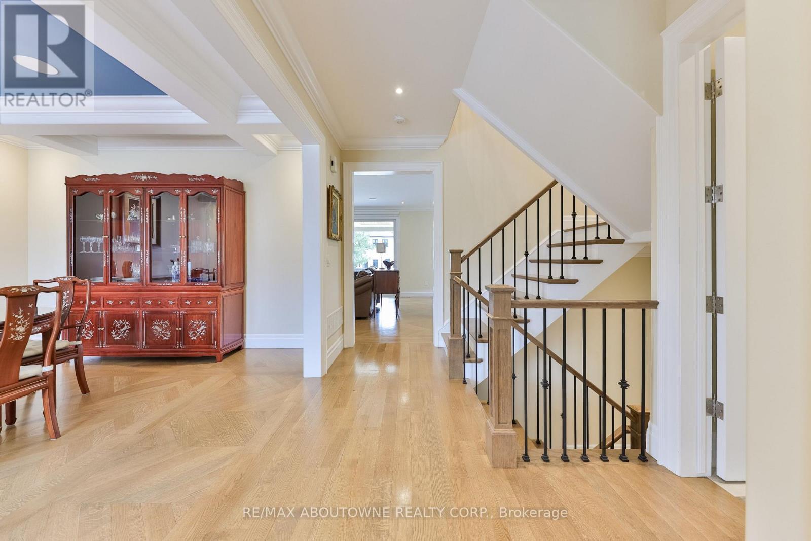












240 PINE COVE ROAD

,
Burlington (Roseland),




Ontario
L7N1W2

