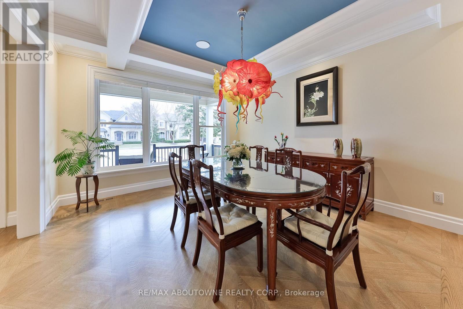 












240 PINE COVE ROAD

,
Burlington (Roseland),




Ontario
L7N1W2

