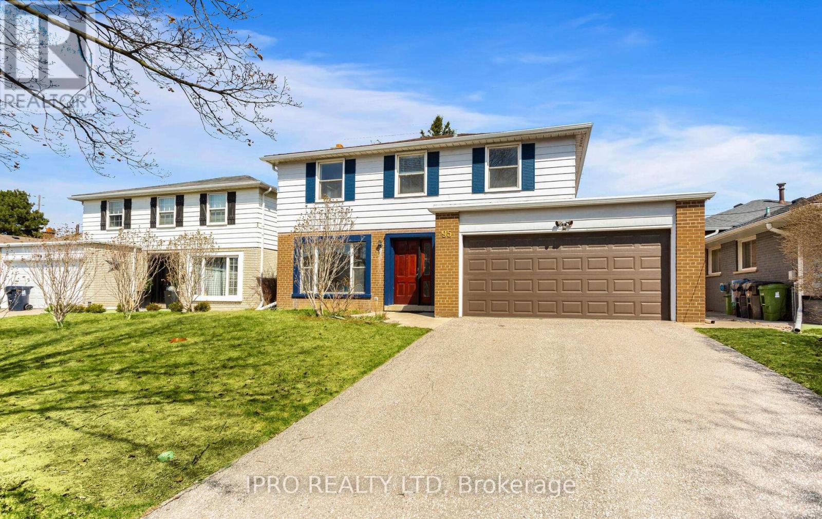 












95 WILLOWRIDGE ROAD

,
Toronto (Willowridge-Martingrove-Richview),




Ontario
M9R3Z5

