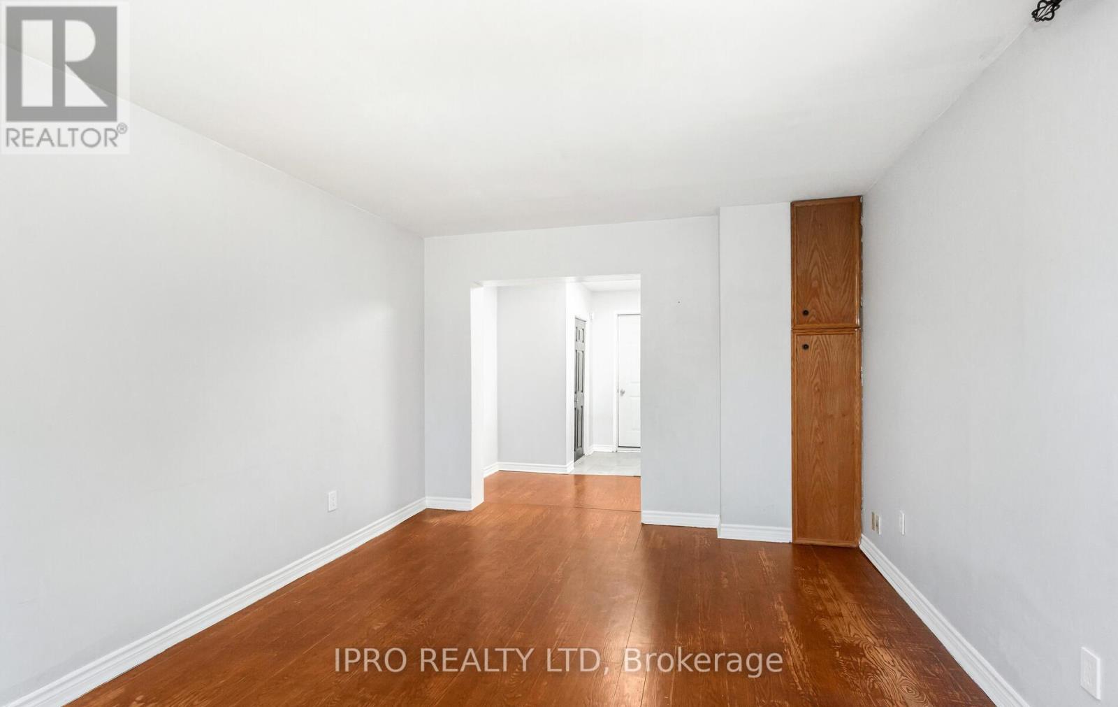 












95 WILLOWRIDGE ROAD

,
Toronto (Willowridge-Martingrove-Richview),




Ontario
M9R3Z5

