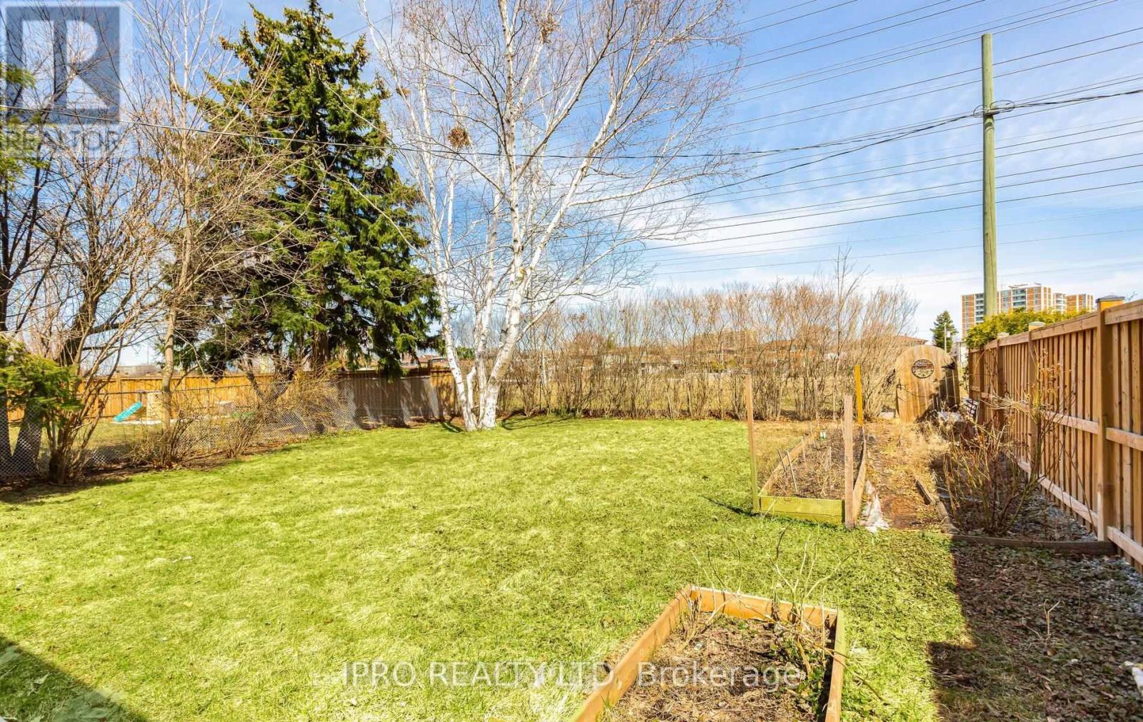 












95 WILLOWRIDGE ROAD

,
Toronto (Willowridge-Martingrove-Richview),




Ontario
M9R3Z5

