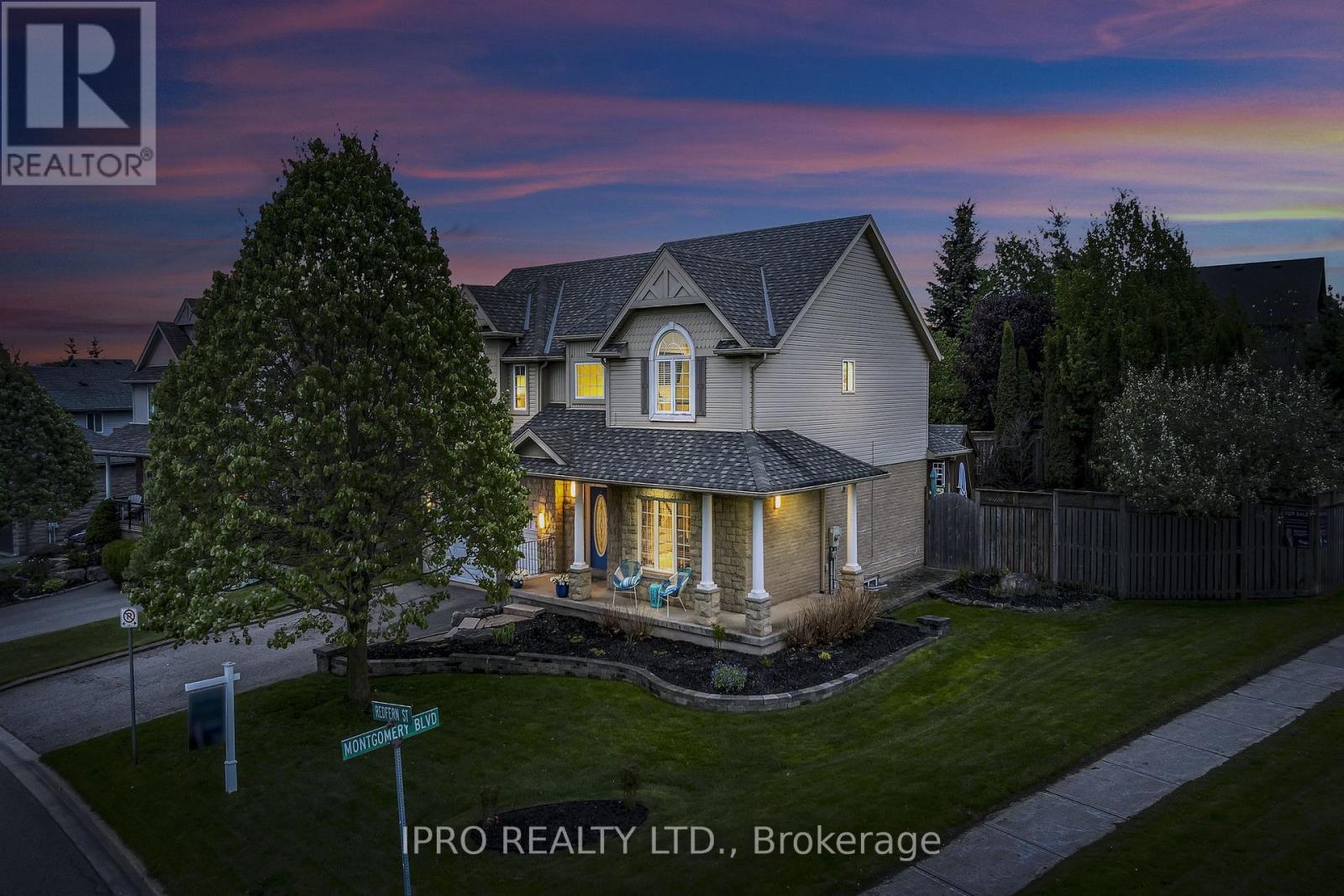 












2 REDFERN STREET

,
Orangeville,




Ontario
L9W5C8

