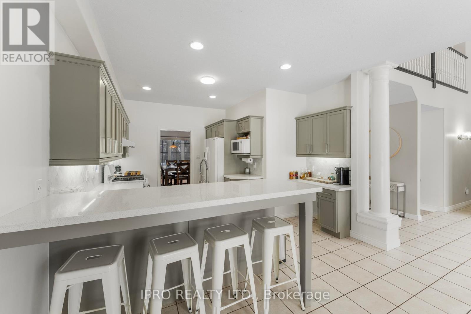 












2 REDFERN STREET

,
Orangeville,




Ontario
L9W5C8

