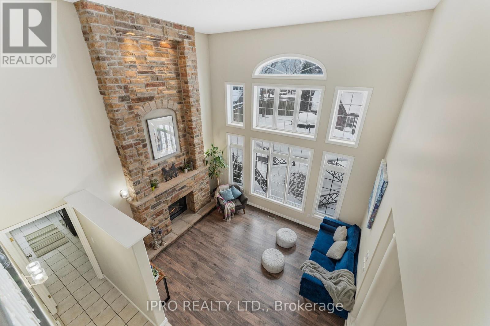 












2 REDFERN STREET

,
Orangeville,




Ontario
L9W5C8

