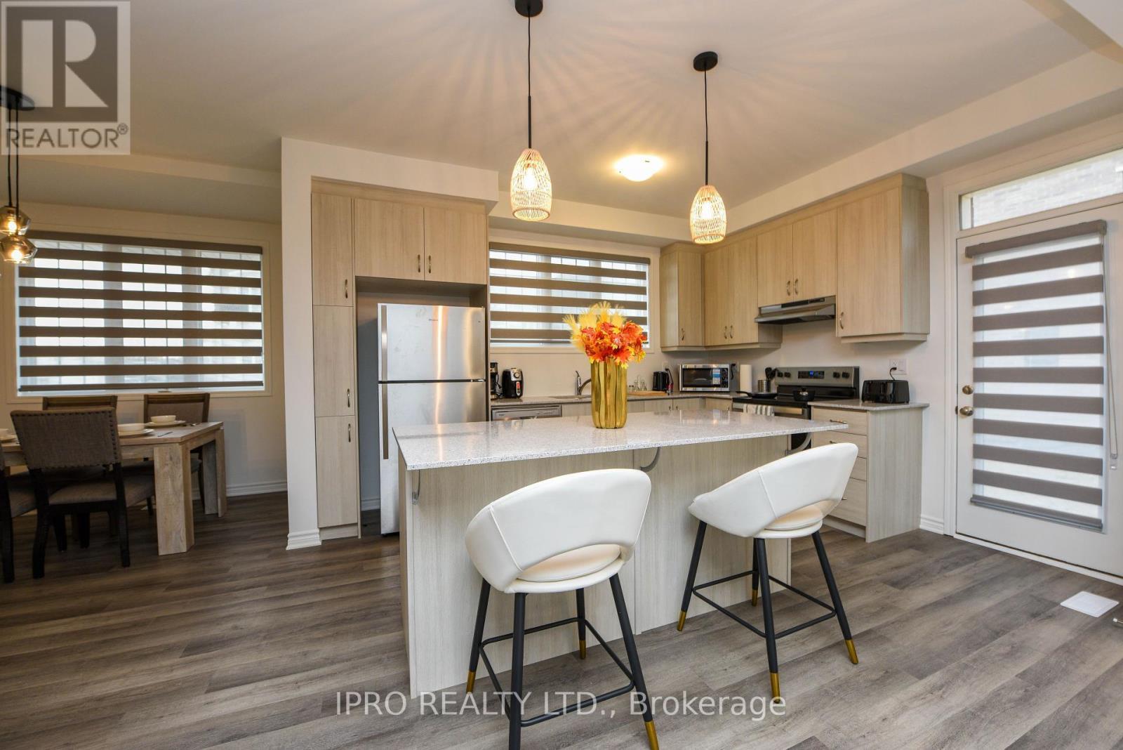 












1217 FERGUSON DRIVE

,
Milton (BW Bowes),




Ontario
L9T7V8

