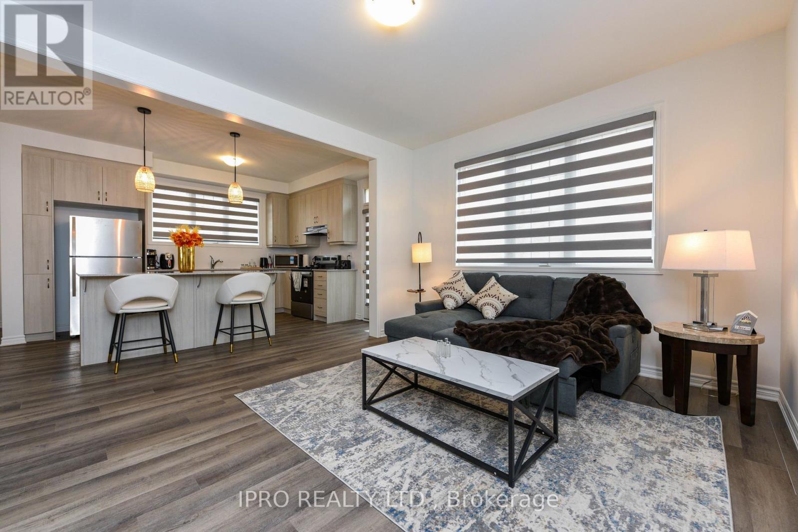 












1217 FERGUSON DRIVE

,
Milton (BW Bowes),




Ontario
L9T7V8

