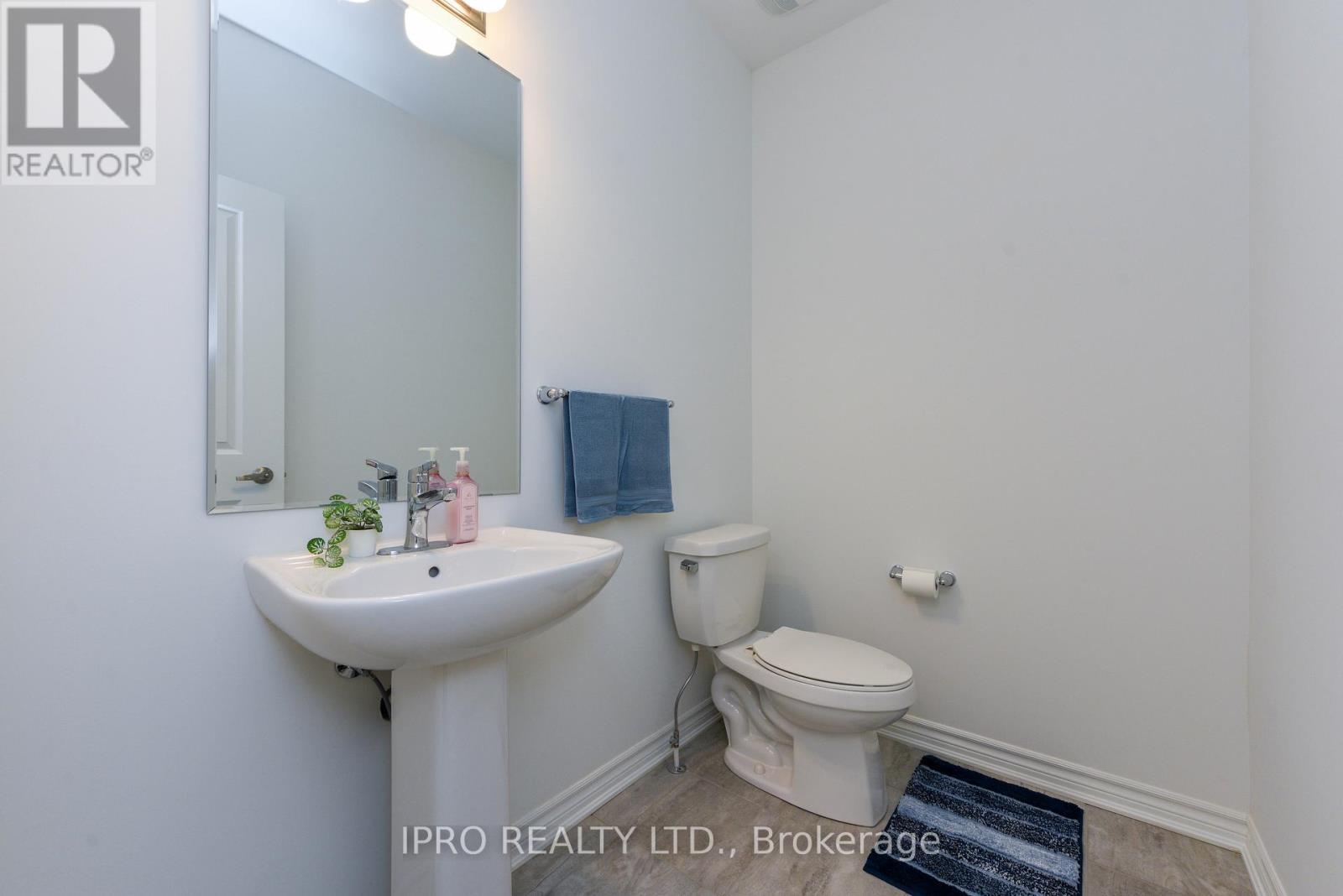 












1217 FERGUSON DRIVE

,
Milton (BW Bowes),




Ontario
L9T7V8

