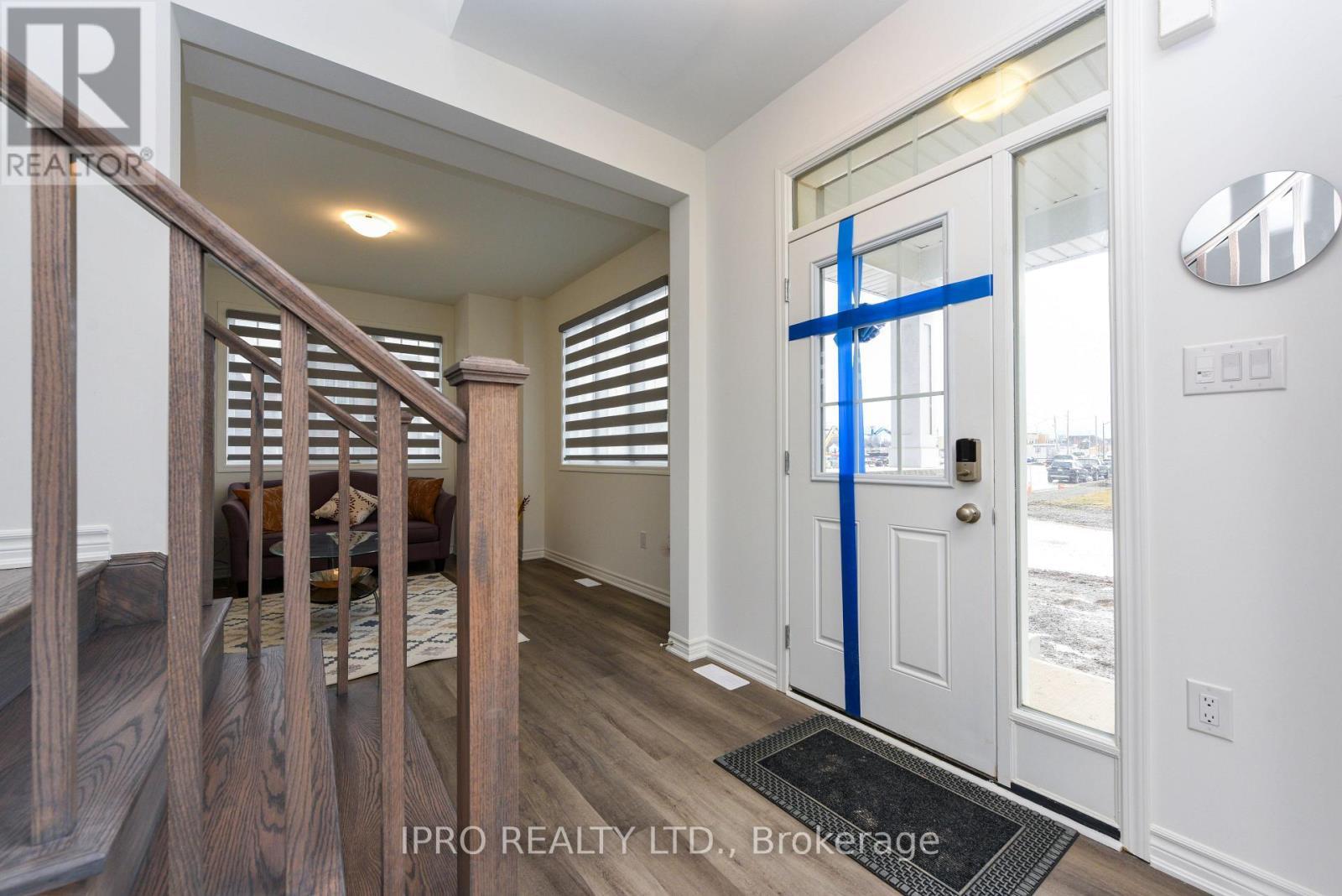 












1217 FERGUSON DRIVE

,
Milton (BW Bowes),




Ontario
L9T7V8

