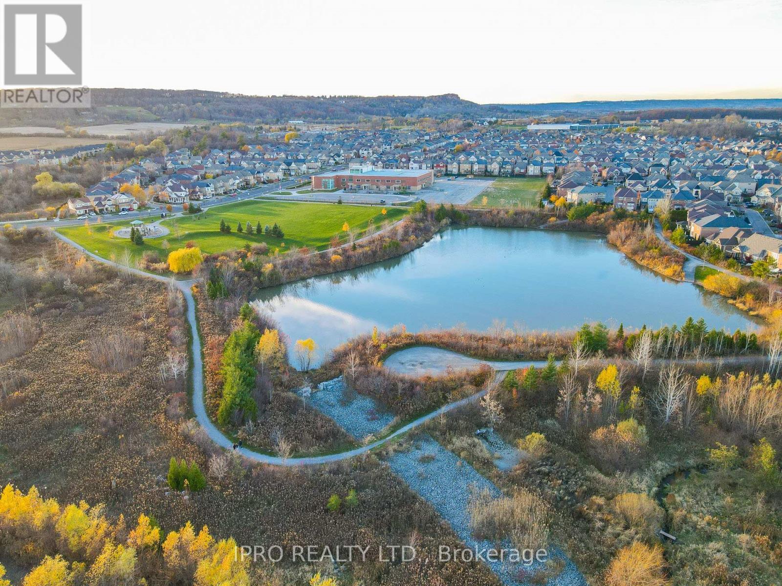 












346 LANDSBOROUGH AVENUE

,
Milton (SC Scott),




Ontario
L9T7Y7

