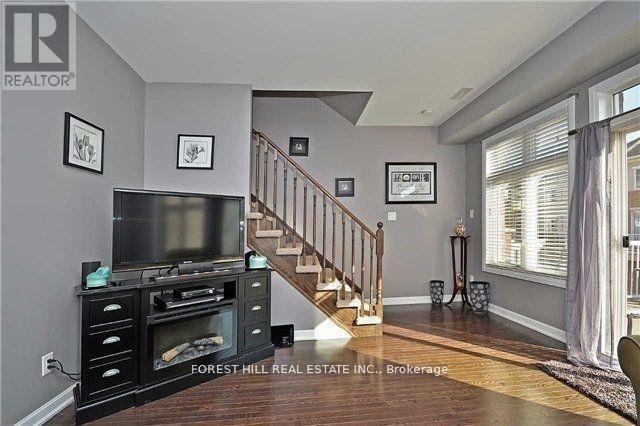 












1260 MAIN STREET E

,
Milton (DE Dempsey),




Ontario
L9T8M7

