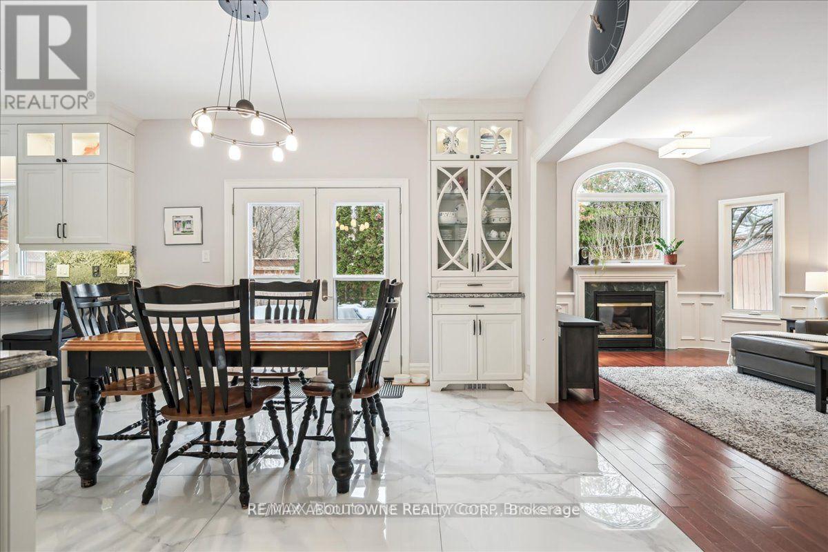 












1426 CREEKWOOD TRAIL S

,
Oakville (JC Joshua Creek),




Ontario
L6H6E6

