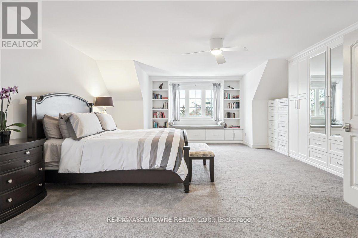 












1426 CREEKWOOD TRAIL S

,
Oakville (JC Joshua Creek),




Ontario
L6H6E6

