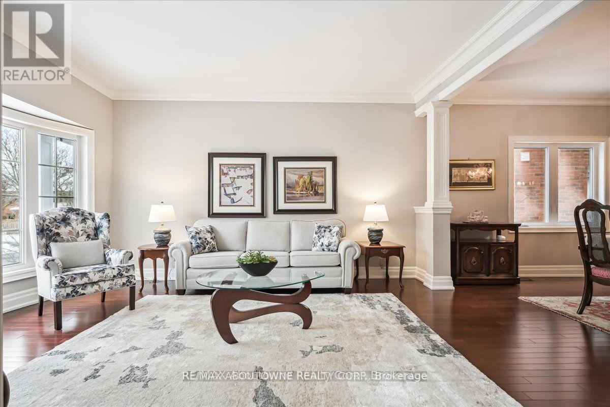 












1426 CREEKWOOD TRAIL S

,
Oakville (JC Joshua Creek),




Ontario
L6H6E6

