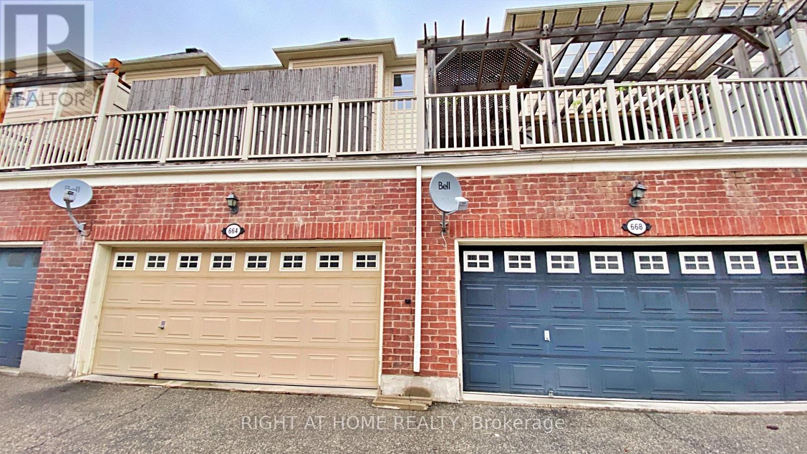 












664 HOLLY AVENUE

,
Milton (CO Coates),




Ontario
L9T0G2

