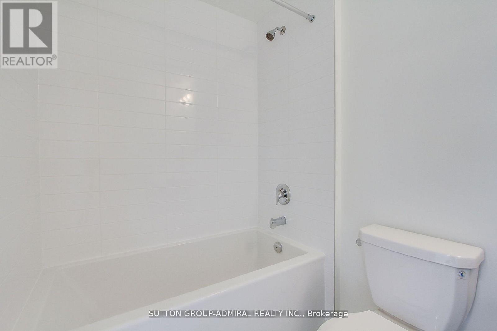 












501 - 135 CANON JACKSON DRIVE

,
Toronto (Brookhaven-Amesbury),




Ontario
M6M0C3

