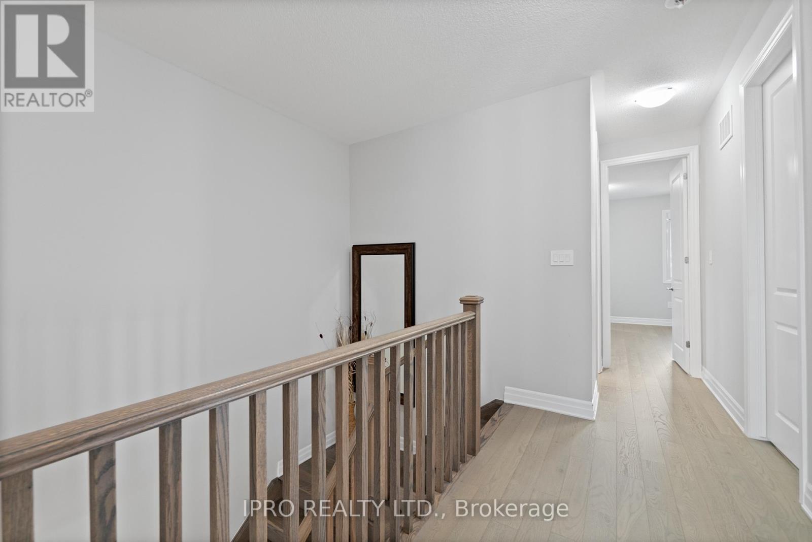 












1197 MILLAND DRIVE

,
Oakville (JM Joshua Meadows),




Ontario
L6H3X1

