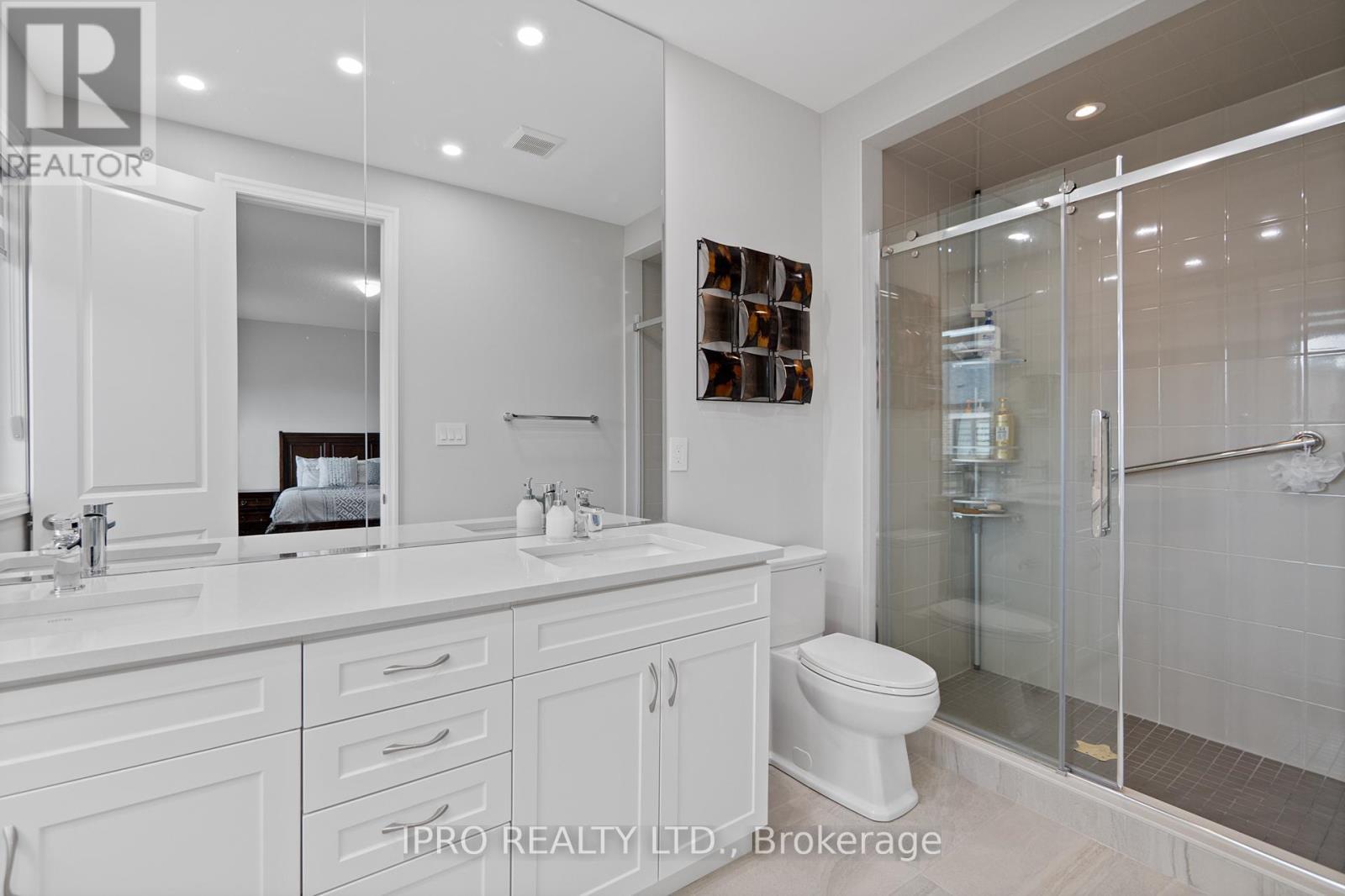 












1197 MILLAND DRIVE

,
Oakville (JM Joshua Meadows),




Ontario
L6H3X1

