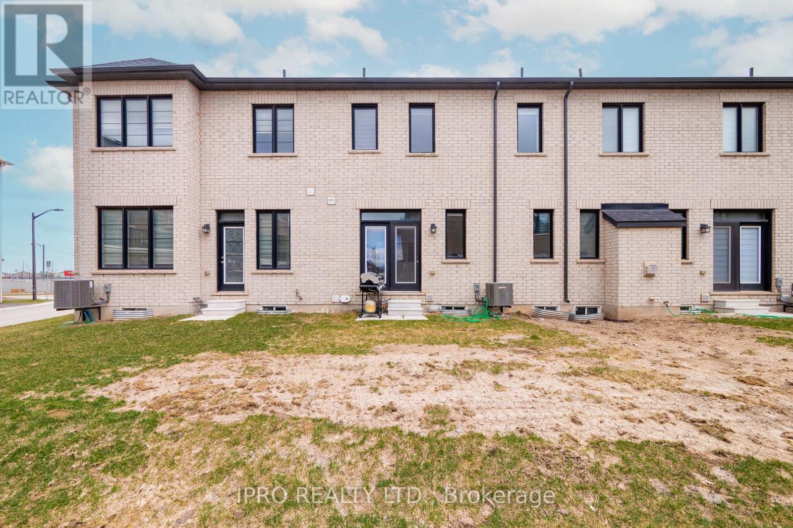 












1197 MILLAND DRIVE

,
Oakville (JM Joshua Meadows),




Ontario
L6H3X1

