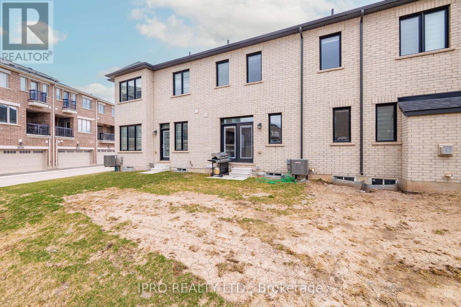 












1197 MILLAND DRIVE

,
Oakville (JM Joshua Meadows),




Ontario
L6H3X1

