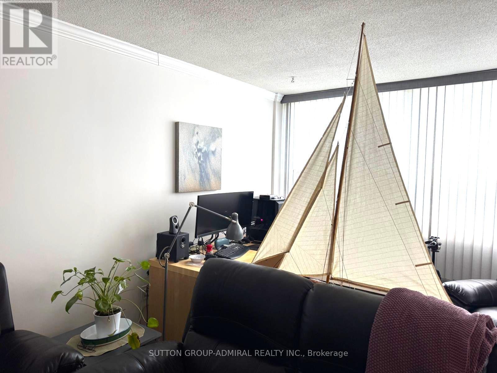 












104 - 451 THE WEST MALL W

,
Toronto (Etobicoke West Mall),




Ontario
M9C1G1

