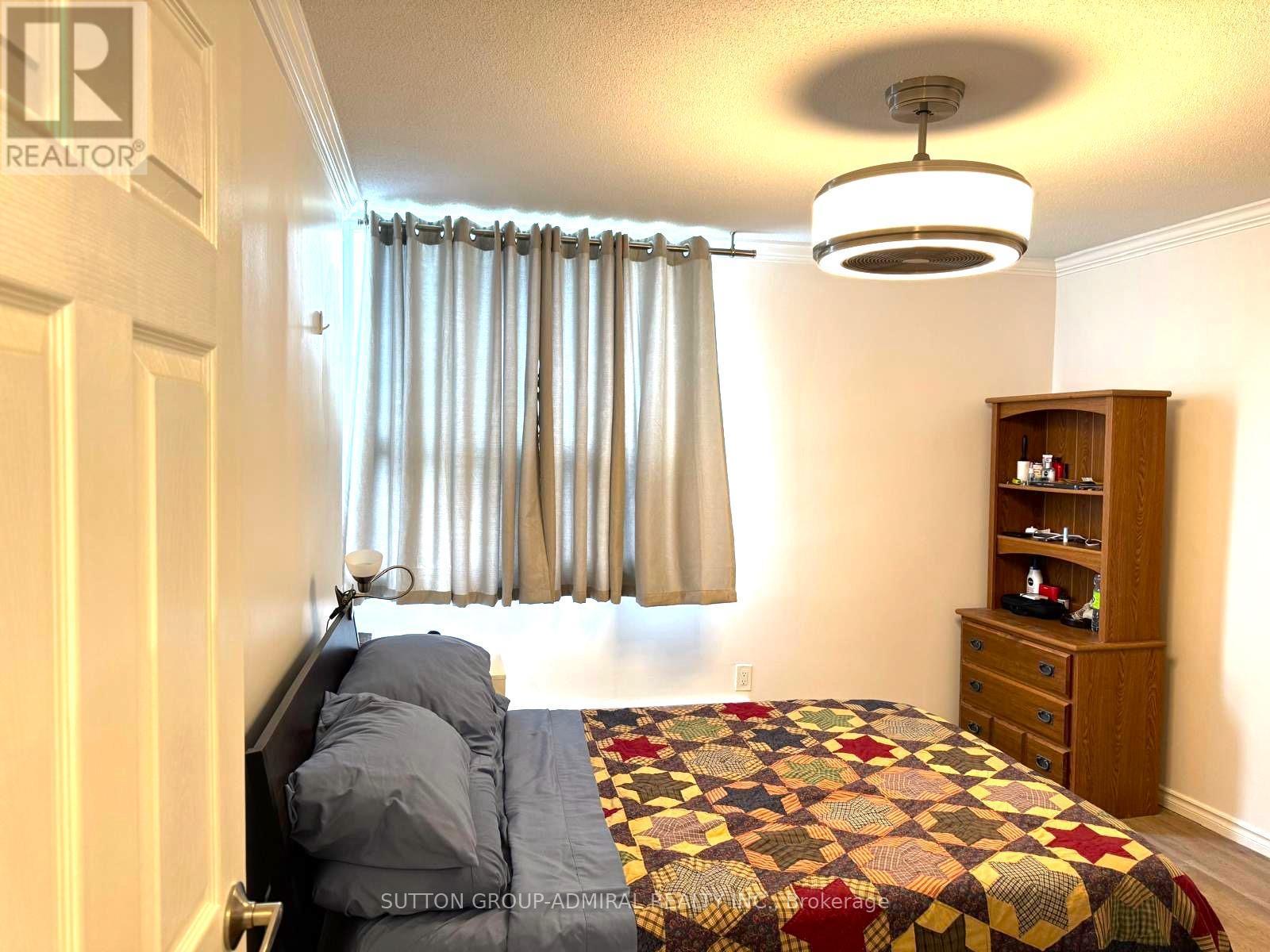 












104 - 451 THE WEST MALL W

,
Toronto (Etobicoke West Mall),




Ontario
M9C1G1

