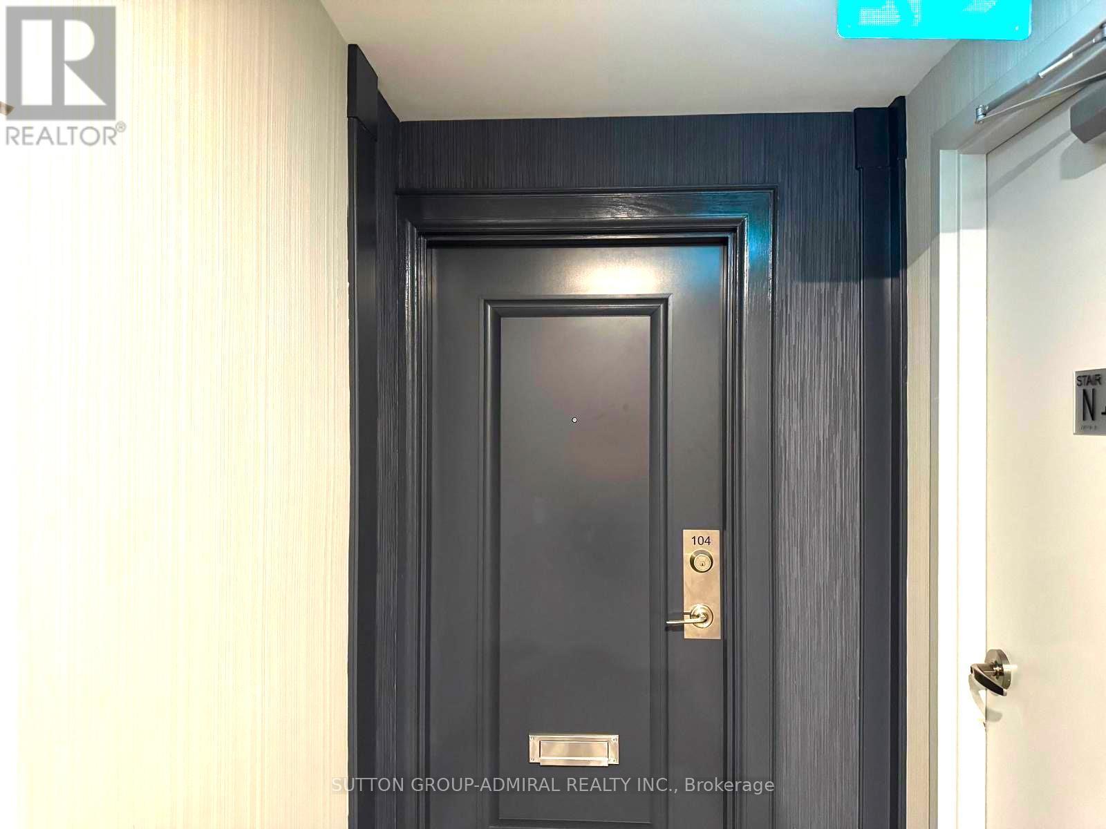 












104 - 451 THE WEST MALL W

,
Toronto (Etobicoke West Mall),




Ontario
M9C1G1

