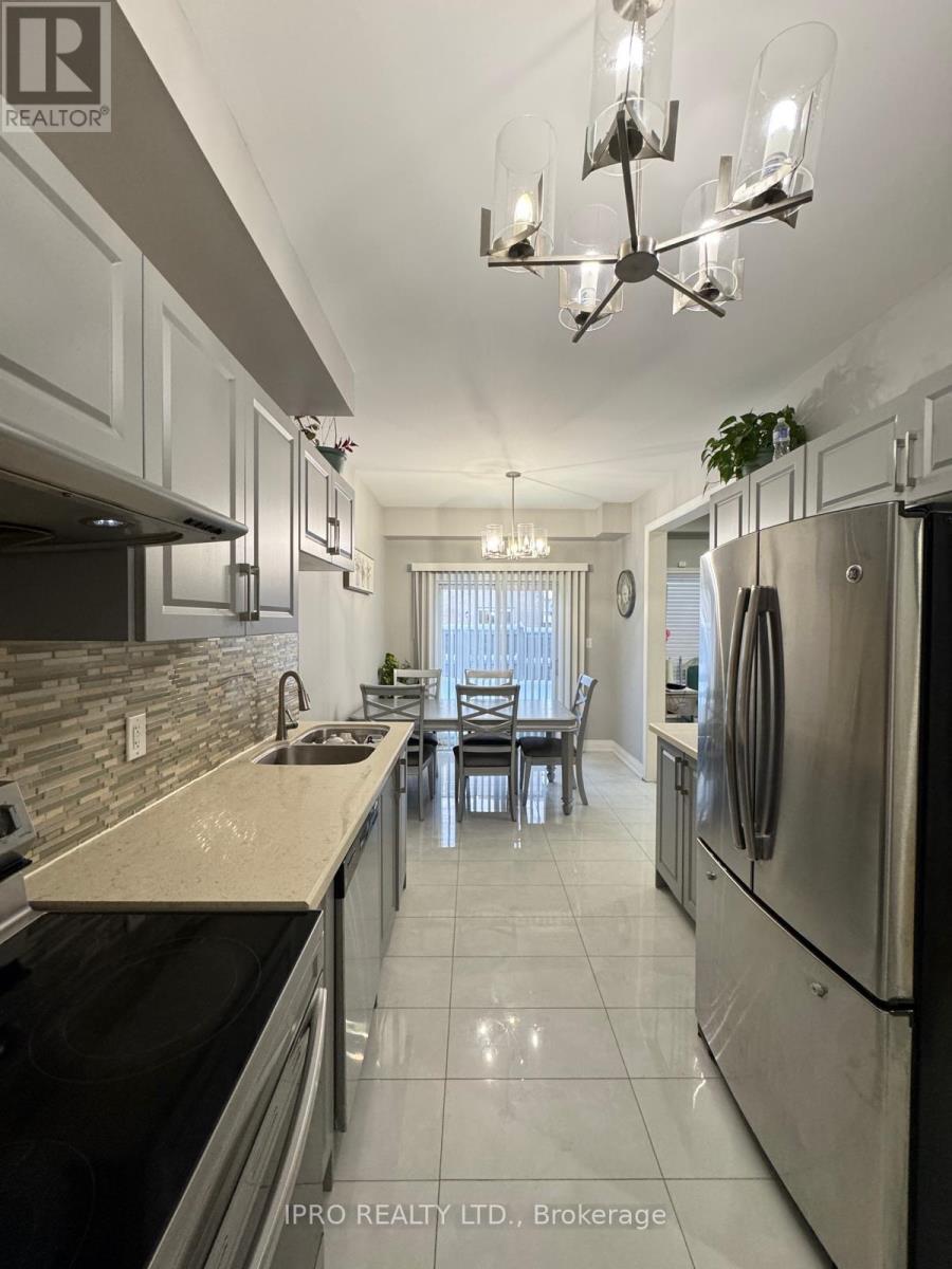 












307 TEETZEL DRIVE

,
Milton (CL Clarke),




Ontario
L9T0B1

