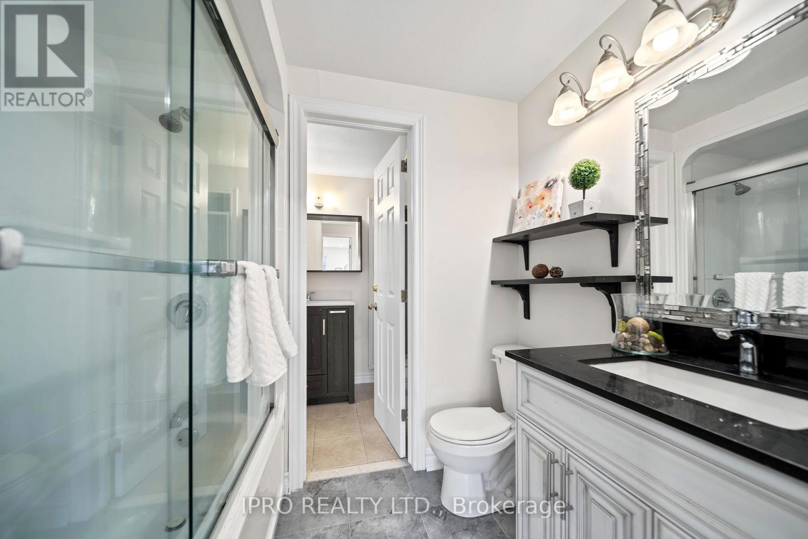 












734 BRIAR CRESCENT

,
Milton (DP Dorset Park),




Ontario
L9T3Z8

