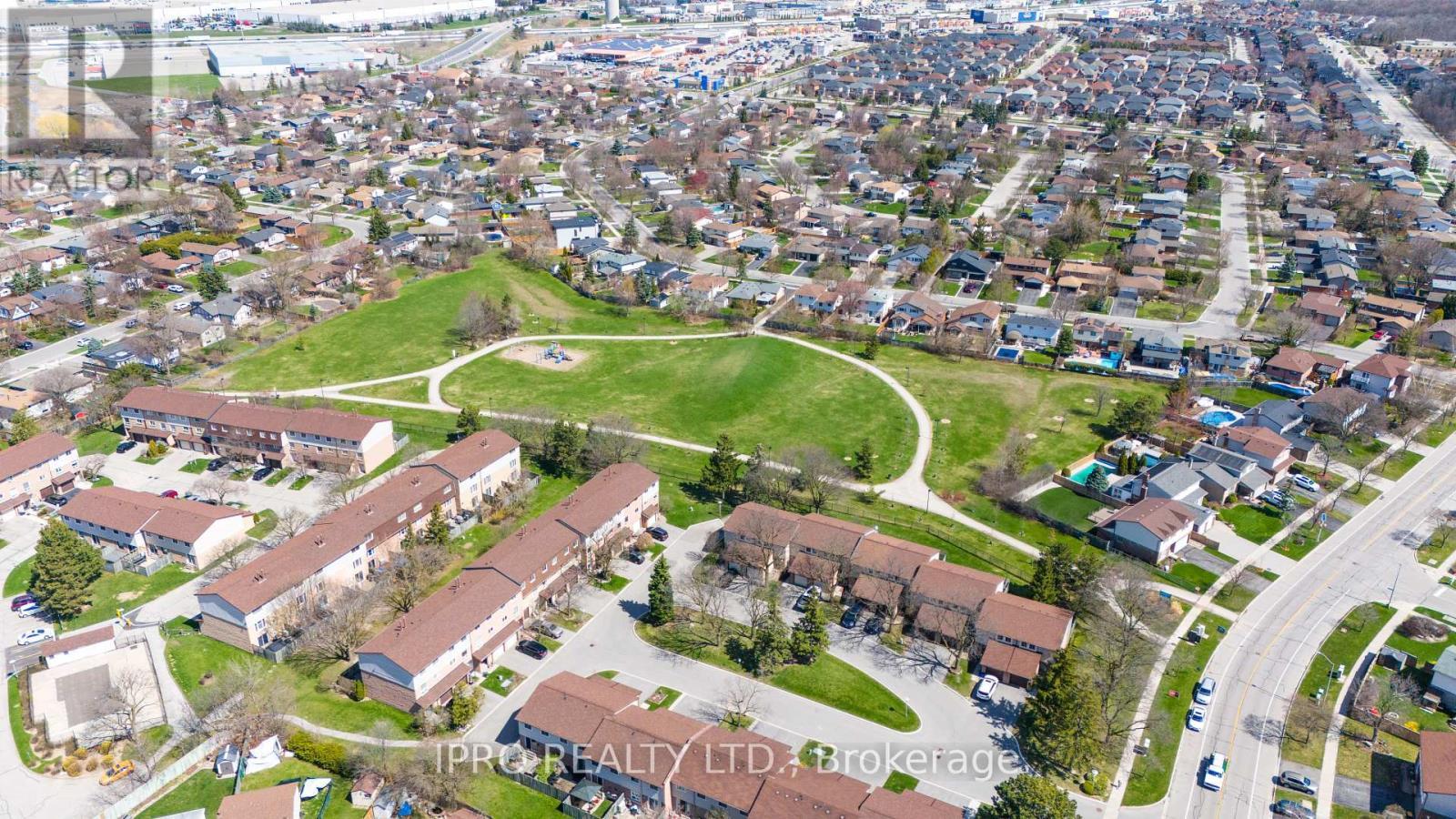












734 BRIAR CRESCENT

,
Milton (DP Dorset Park),




Ontario
L9T3Z8

