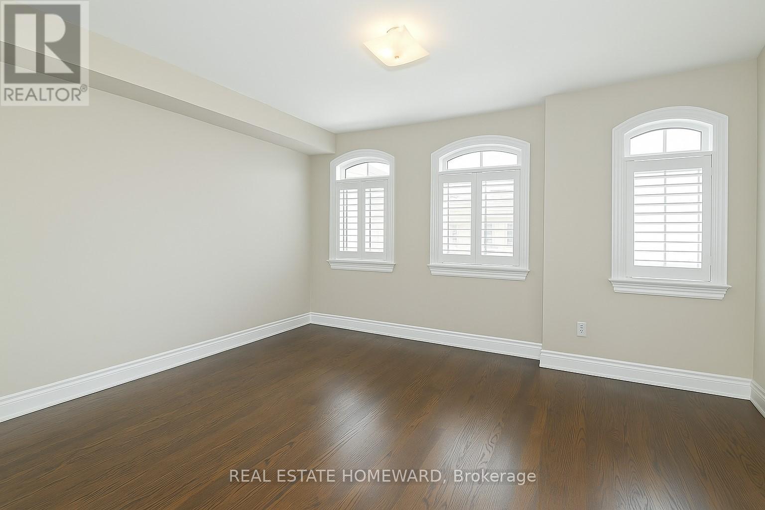 












264 DALESFORD ROAD

,
Toronto (Stonegate-Queensway),




Ontario
M8Y1G5

