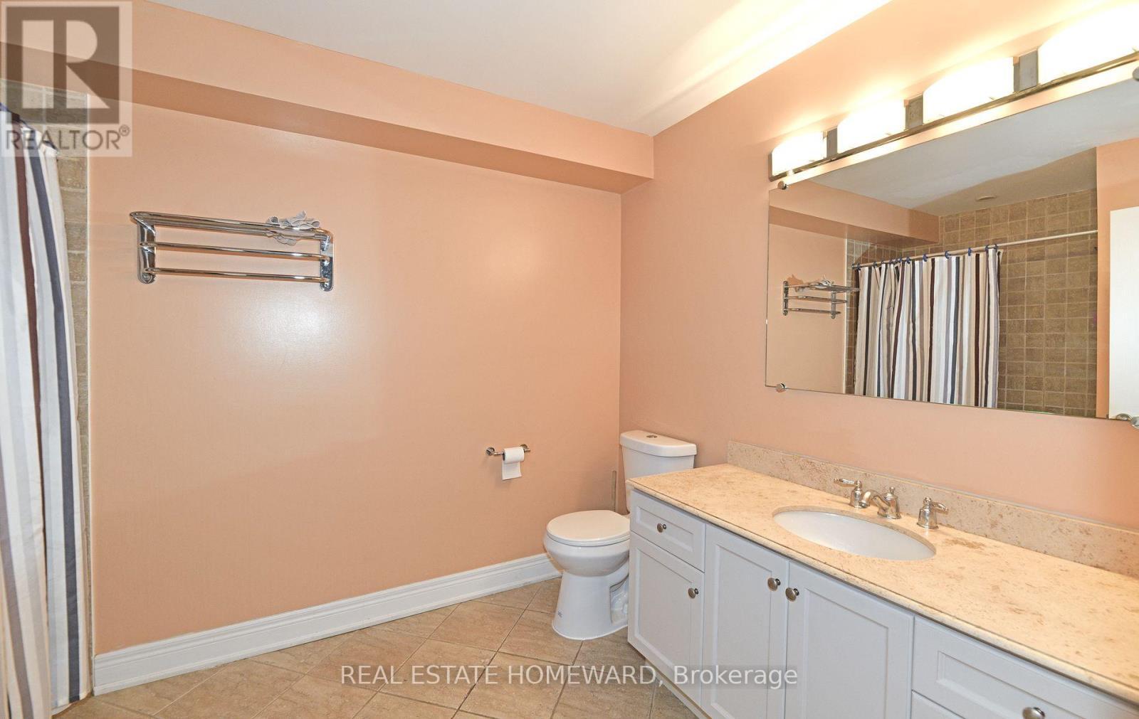 












264 DALESFORD ROAD

,
Toronto (Stonegate-Queensway),




Ontario
M8Y1G5

