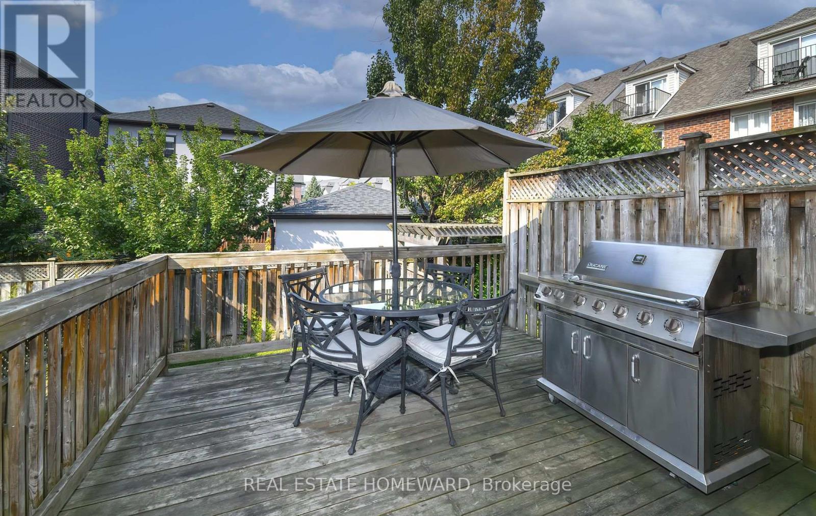 












264 DALESFORD ROAD

,
Toronto (Stonegate-Queensway),




Ontario
M8Y1G5

