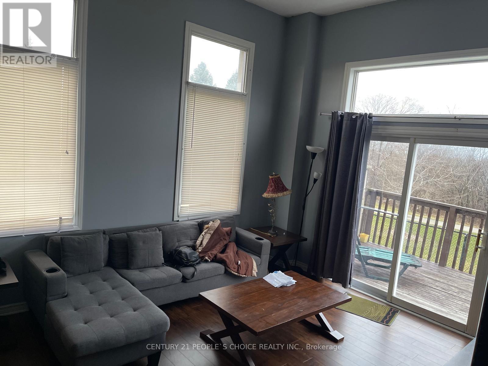 












14 - 840 DUNDAS STREET W

,
Mississauga (Erindale),




Ontario
L5C1C2

