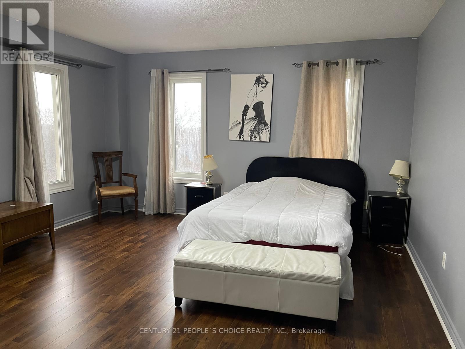 












14 - 840 DUNDAS STREET W

,
Mississauga (Erindale),




Ontario
L5C1C2

