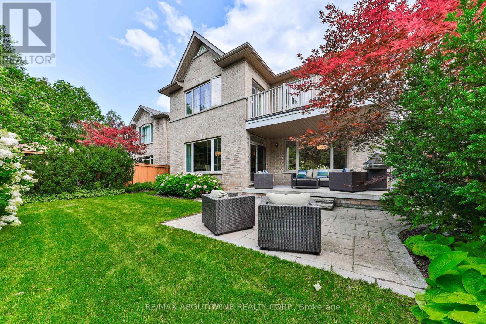 












526 HIDDEN TRAIL

,
Oakville (GO Glenorchy),




Ontario
L6M0N3

