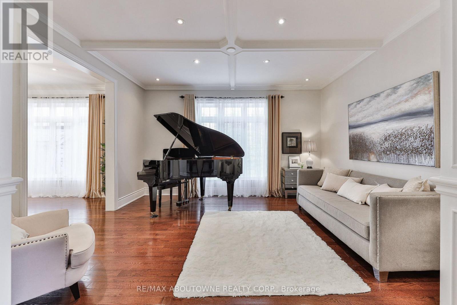 












526 HIDDEN TRAIL

,
Oakville (GO Glenorchy),




Ontario
L6M0N3

