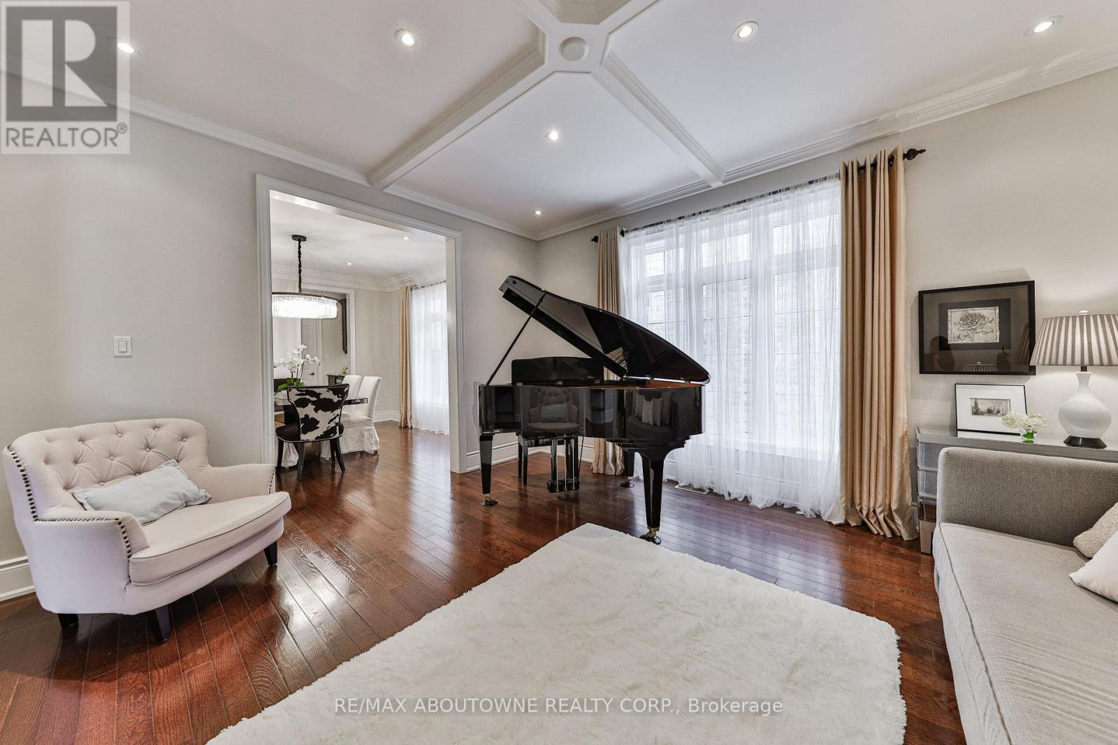 












526 HIDDEN TRAIL

,
Oakville (GO Glenorchy),




Ontario
L6M0N3

