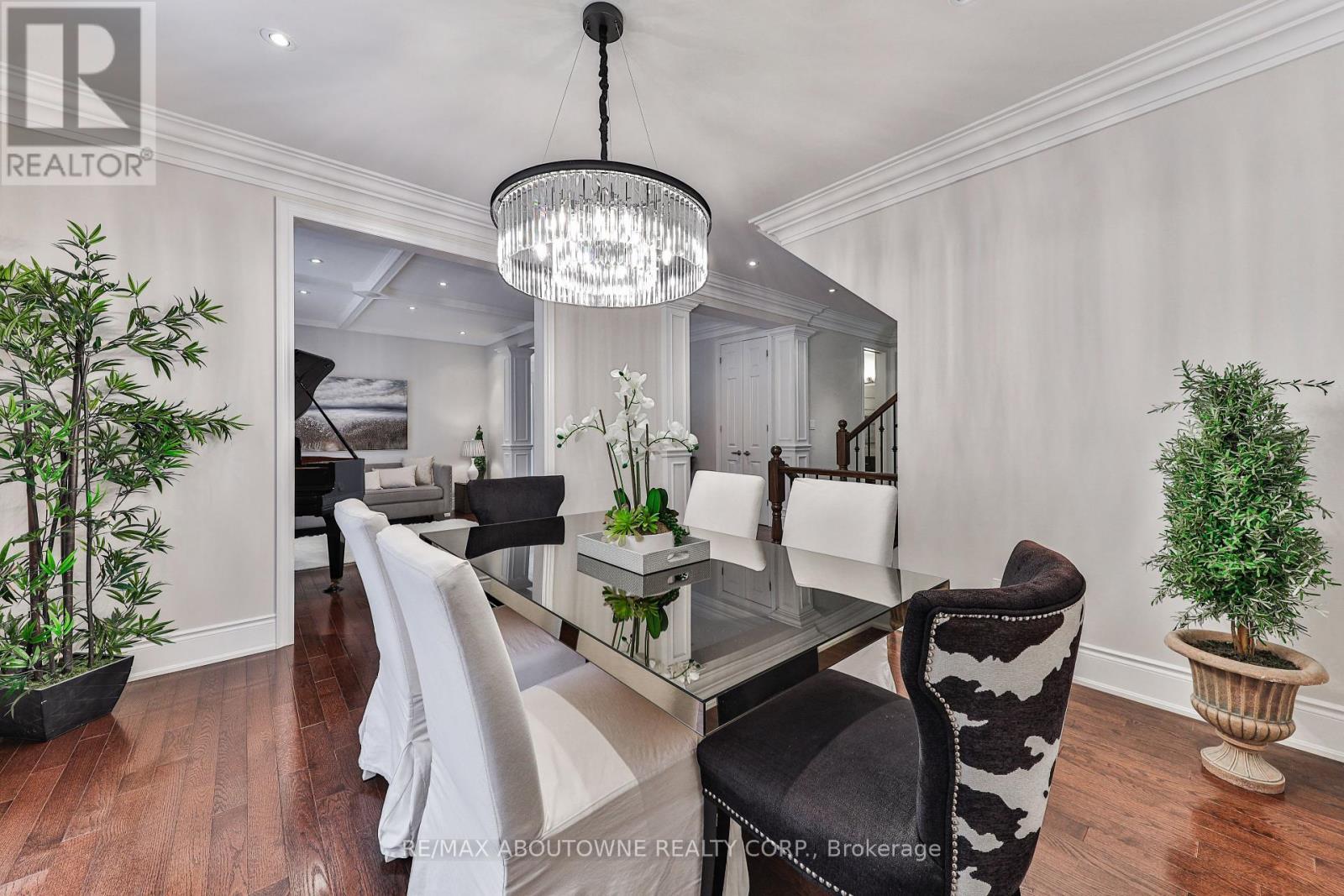 












526 HIDDEN TRAIL

,
Oakville (GO Glenorchy),




Ontario
L6M0N3

