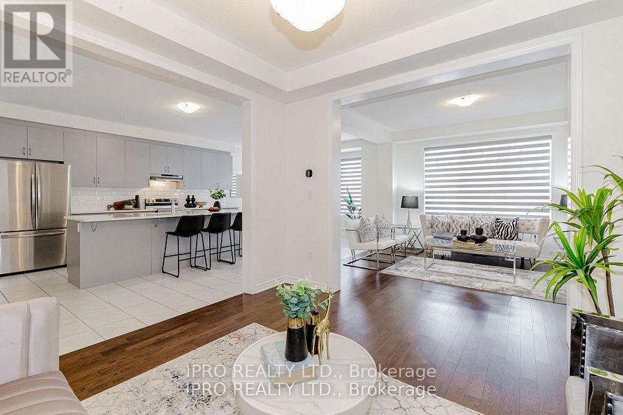 












98 EBERLY WOODS DRIVE

,
Caledon,




Ontario
L7C0Y9

