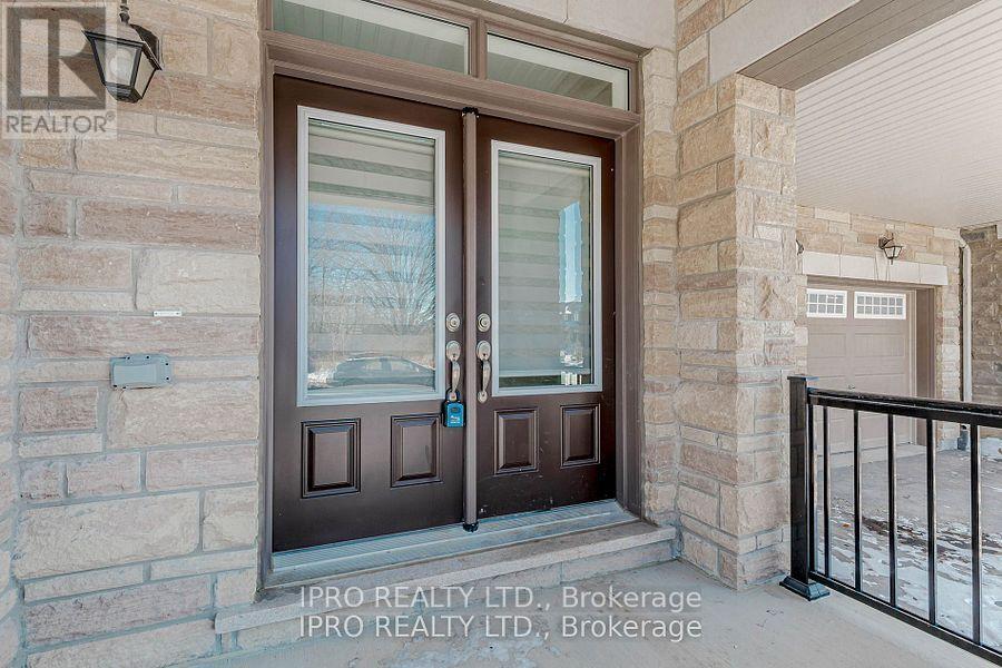 












98 EBERLY WOODS DRIVE

,
Caledon,




Ontario
L7C0Y9

