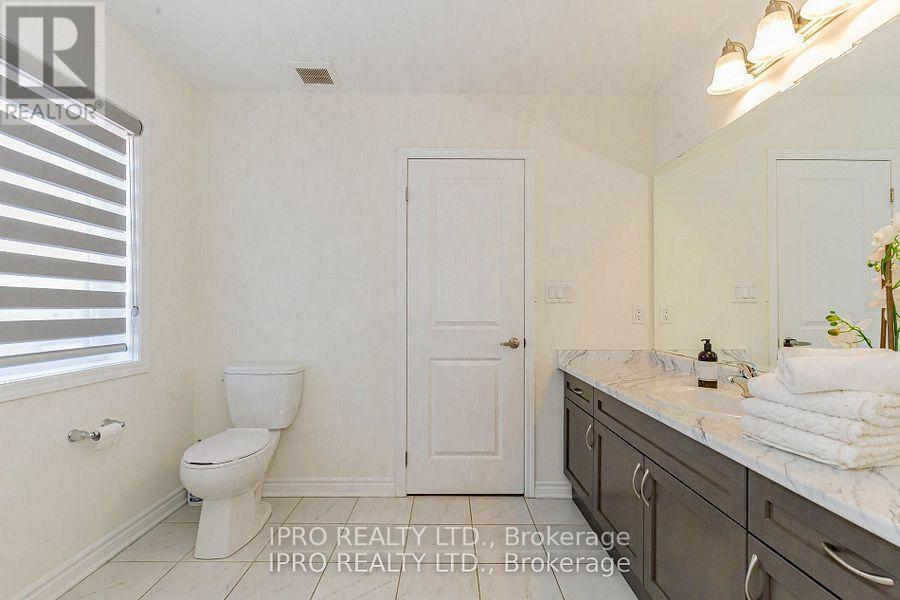 












98 EBERLY WOODS DRIVE

,
Caledon,




Ontario
L7C0Y9

