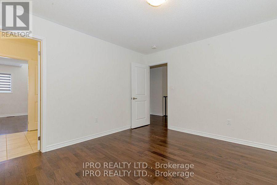 












98 EBERLY WOODS DRIVE

,
Caledon,




Ontario
L7C0Y9

