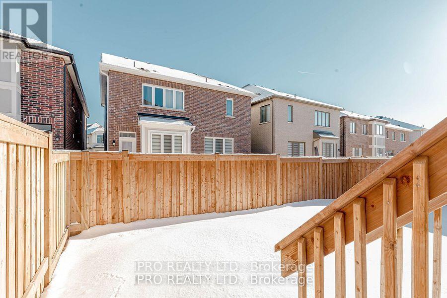 












98 EBERLY WOODS DRIVE

,
Caledon,




Ontario
L7C0Y9

