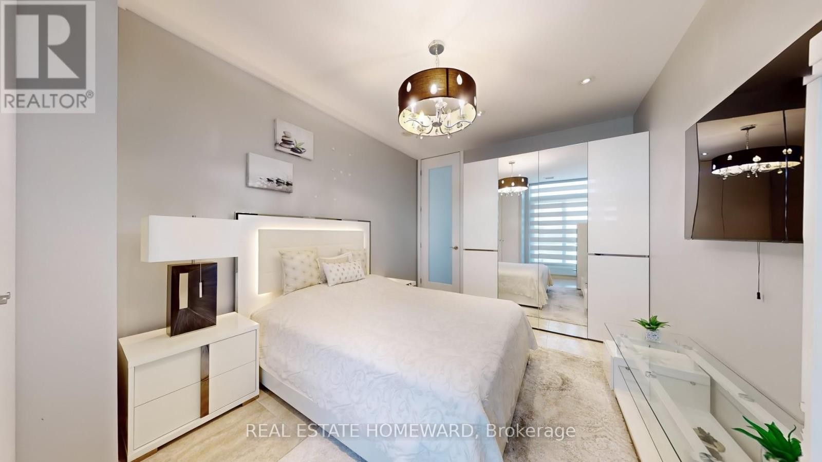 












PH3 - 2119 LAKE SHORE BOULEVARD W

,
Toronto (Mimico),




Ontario
M8V4E8

