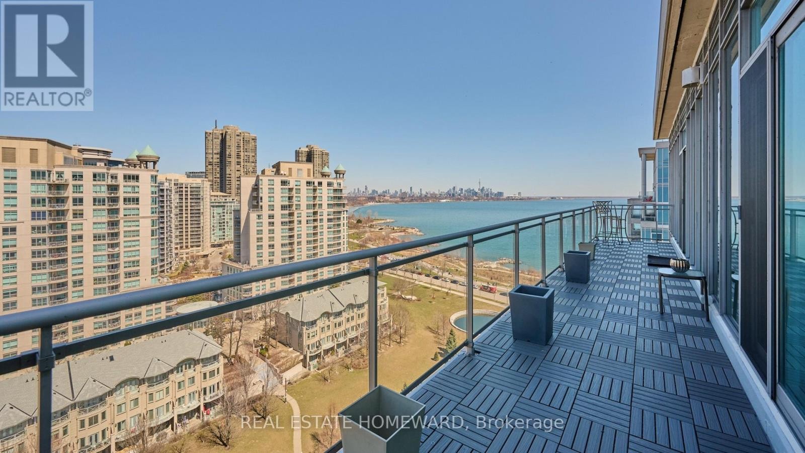 












PH3 - 2119 LAKE SHORE BOULEVARD W

,
Toronto (Mimico),




Ontario
M8V4E8

