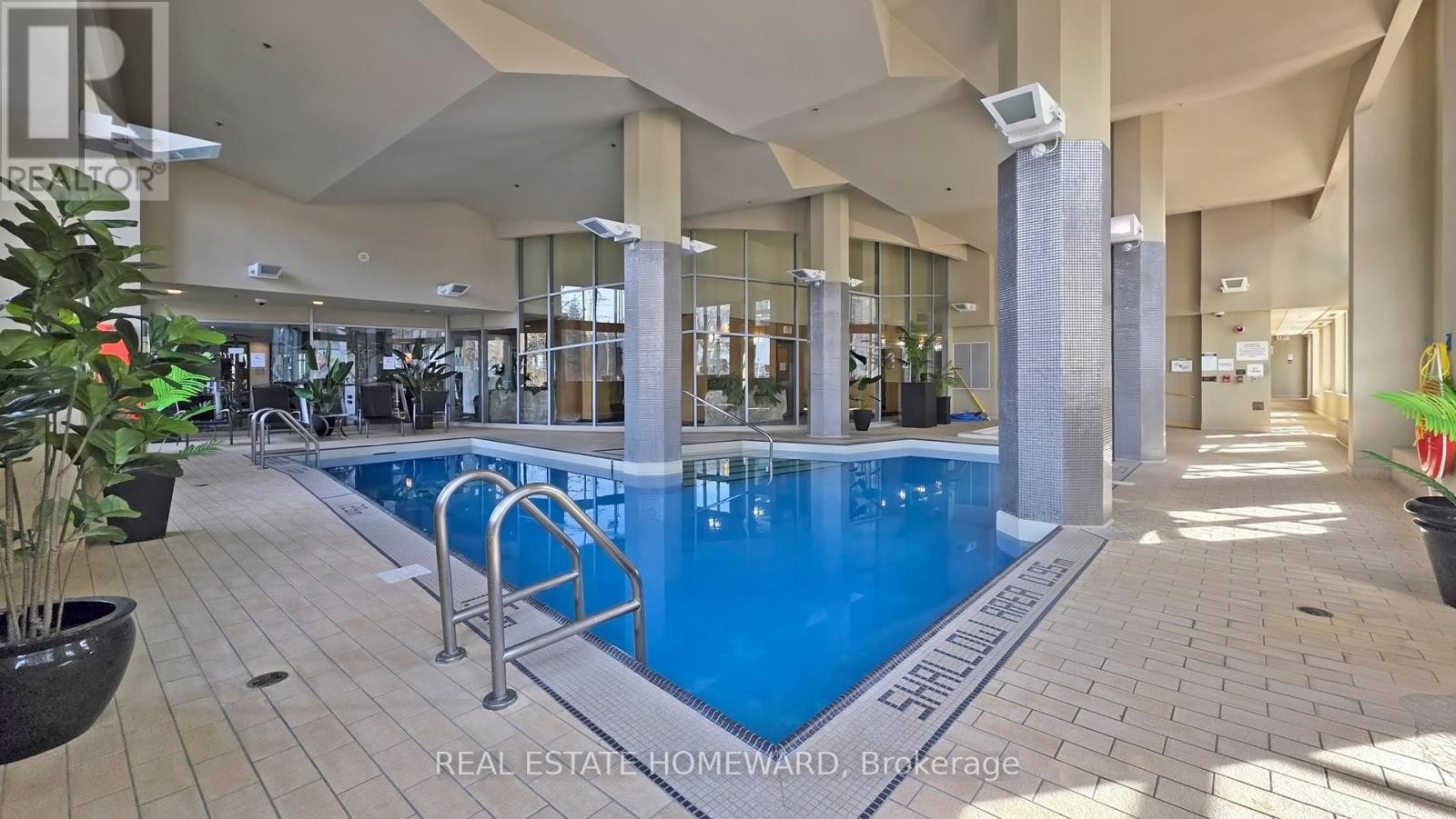 












PH3 - 2119 LAKE SHORE BOULEVARD W

,
Toronto (Mimico),




Ontario
M8V4E8


