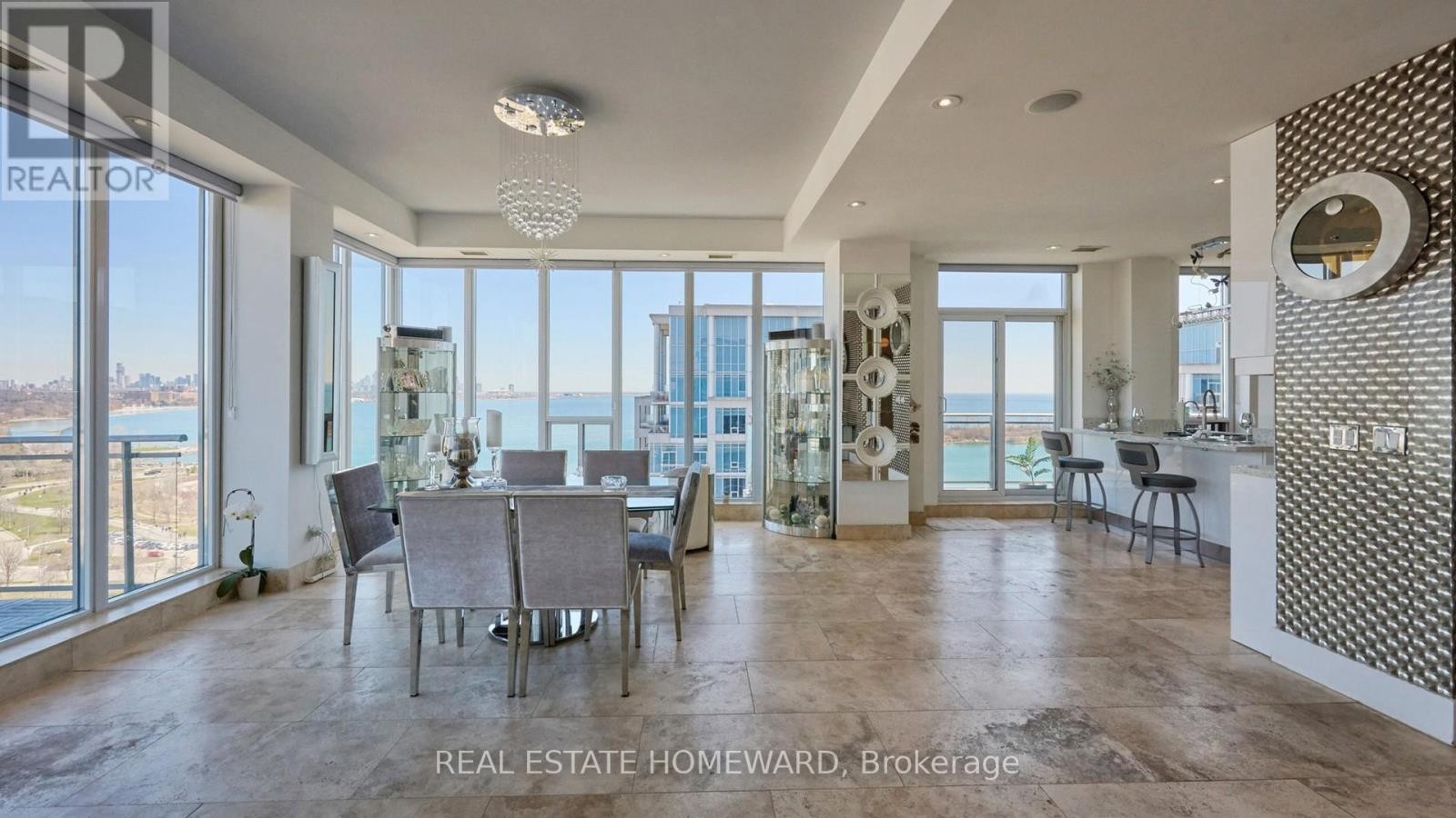 












PH3 - 2119 LAKE SHORE BOULEVARD W

,
Toronto (Mimico),




Ontario
M8V4E8

