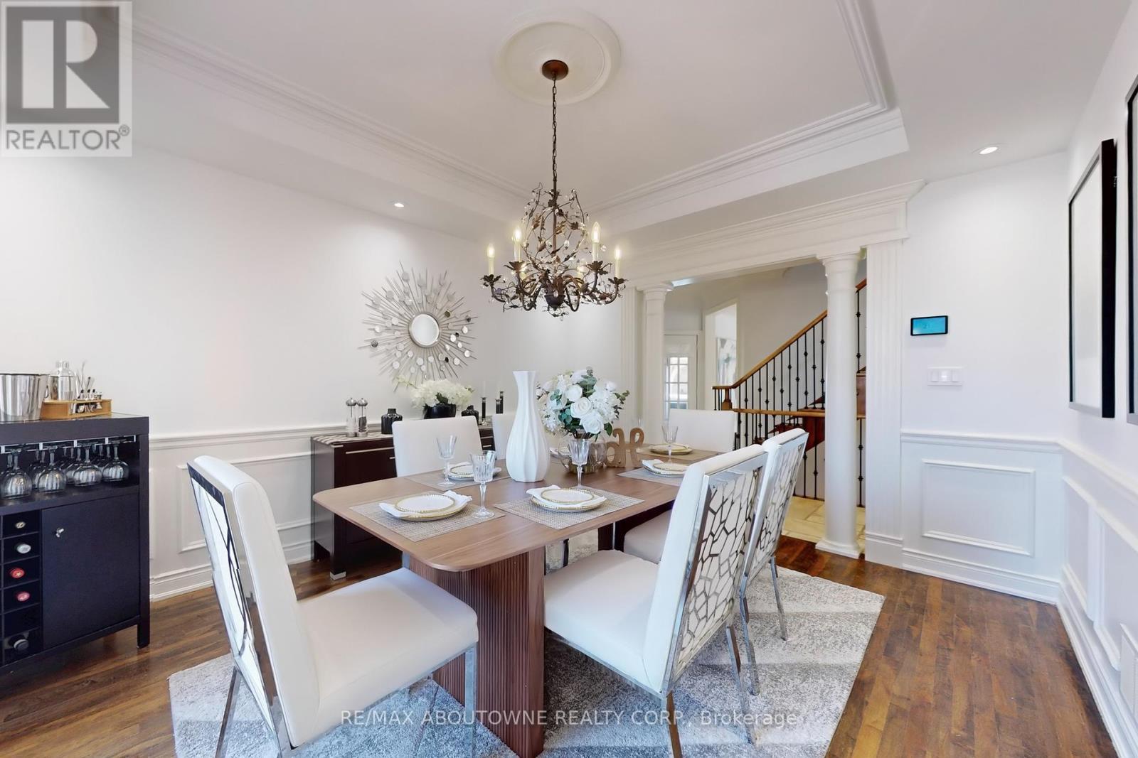 












1175 RIVERBANK WAY

,
Oakville (RO River Oaks),




Ontario
L6H6X4

