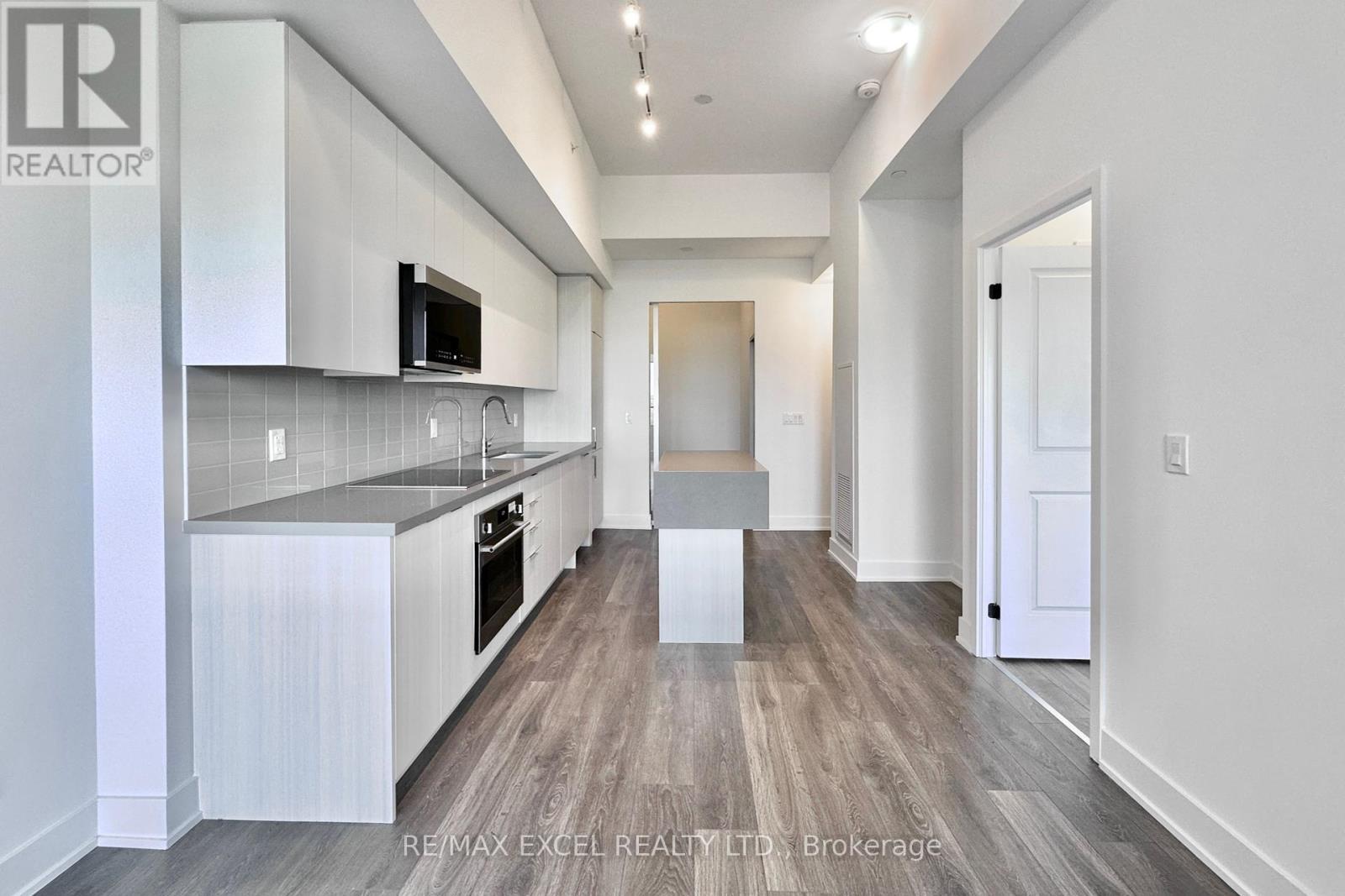 












429 - 2485 TAUNTON ROAD

,
Oakville (RO River Oaks),




Ontario
L6H3R9

