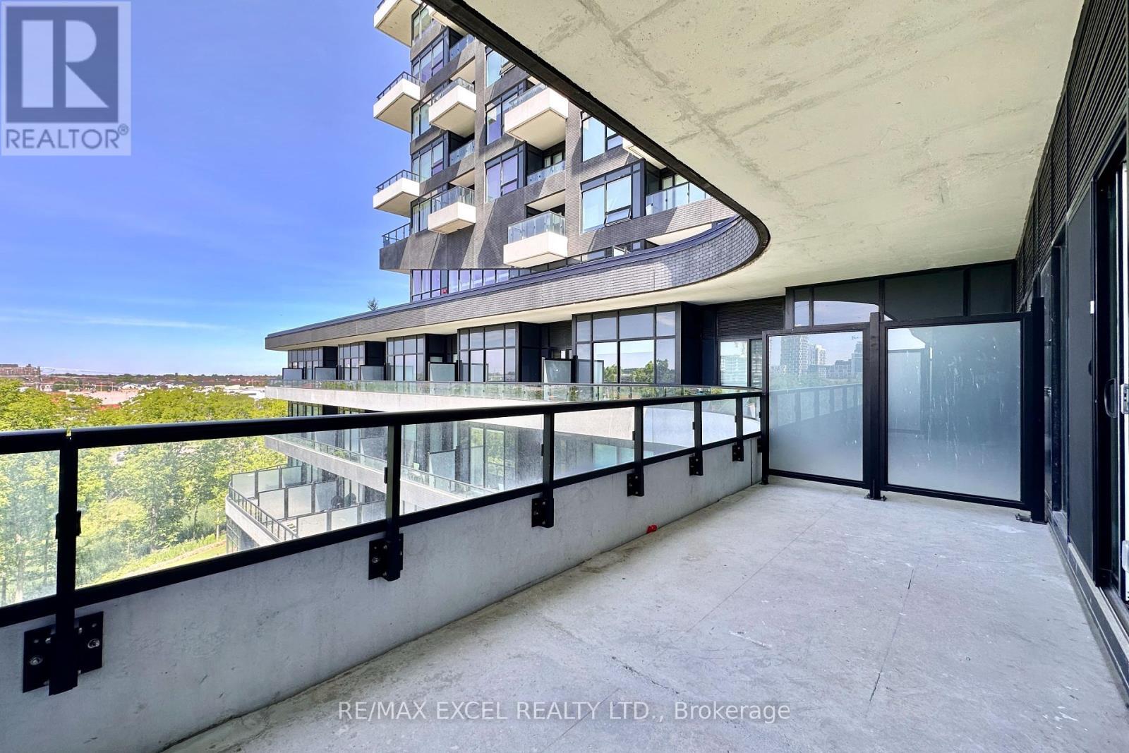 












429 - 2485 TAUNTON ROAD

,
Oakville (RO River Oaks),




Ontario
L6H3R9

